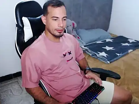 Snapshot of Miller_cupe chatting on February 2026 11:10:01 PM Miller cupe online show from February 2026 11:10:01 PM