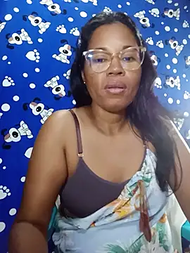 Snapshot of Yandris_1212 chatting on June 2026 01:28:02 AM Yandris 1212 online show from June 2026 01:28:02 AM