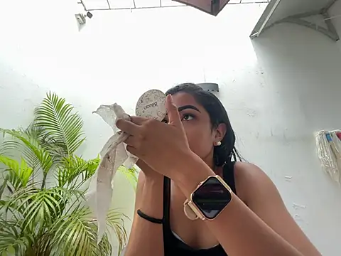 Auri   online show from July 2026 02:56:01 PM