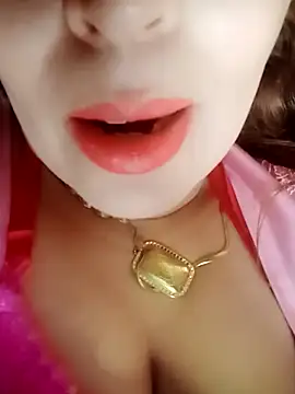 Snapshot of Naughty-Yousra chatting on April 2026 02:52:02 PM Naughty-Yousra online show from April 2026 02:52:02 PM