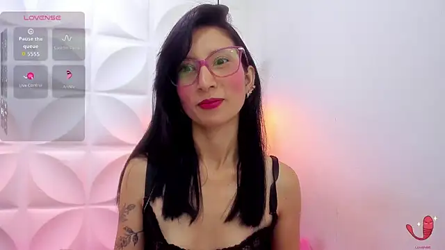 zaira skinny online show from April 2026 03:44:02 AM