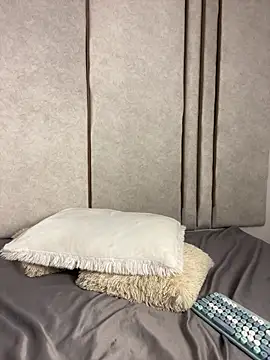 lilithdya online show from April 2026 12:05:02 AM