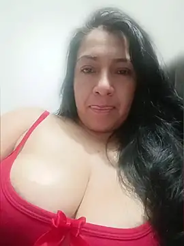 Katysaez online show from June 2026 05:27:01 AM