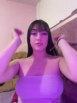 Snapshot of Melody_rousse__ chatting on May 2026 09:20:01 PM Melody rousse online show from May 2026 09:20:01 PM