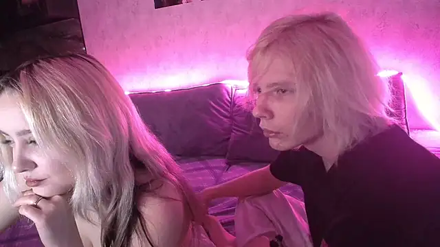 fray and lilla online show from February 2026 11:16:02 PM