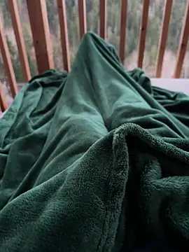 Snapshot of DaleBoca chatting on March 2026 05:37:02 AM DaleBoca online show from March 2026 05:37:02 AM