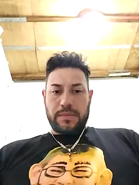 Alexxxandrino online show from January 2026 11:31:01 PM