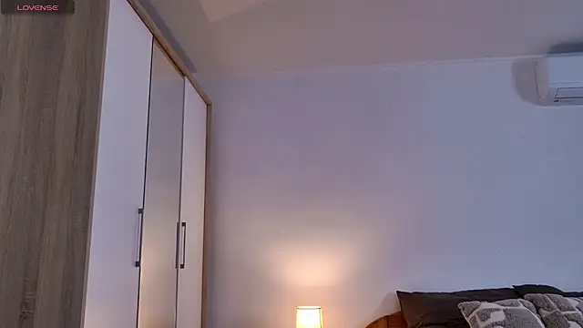 Miss sindy11 online show from June 2026 06:51:02 AM