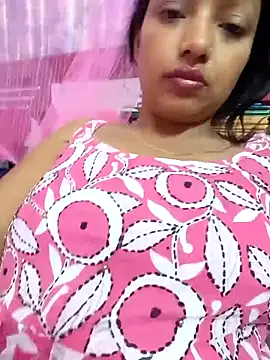 Snapshot of Hot-Tinaa chatting on February 2026 12:23:01 AM Hot-Tinaa online show from February 2026 12:23:01 AM