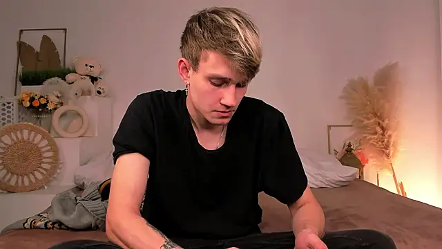 Volan Starts online show from February 2026 12:04:02 PM