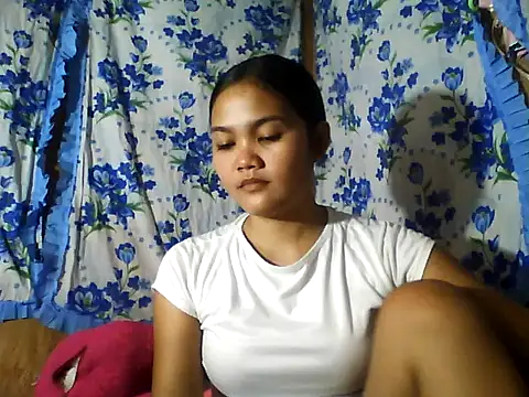 Snapshot of PinaySkinnyJust18 chatting on July 2026 09:50:02 AM PinaySkinnyJust18 online show from July 2026 09:50:02 AM