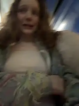 outside rosy online show from April 2026 05:32:01 PM