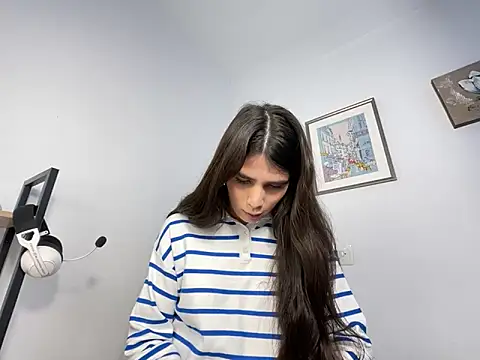 Lily WellGifted online show from February 2026 08:57:02 AM