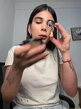 Lily WellGifted online show from February 2026 07:57:01 AM