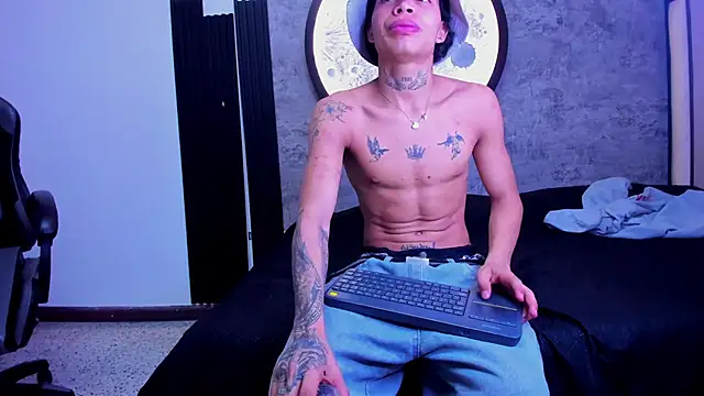 Dogan Renzo0 online show from March 2026 12:00:02 PM