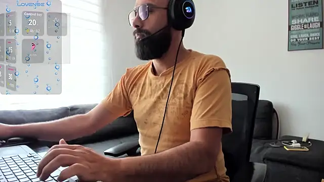 SpermsBank online show from May 2026 04:01:02 PM