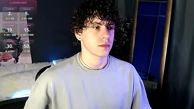 Snapshot of TylerGibson chatting on June 2026 03:31:02 AM TylerGibson online show from June 2026 03:31:02 AM