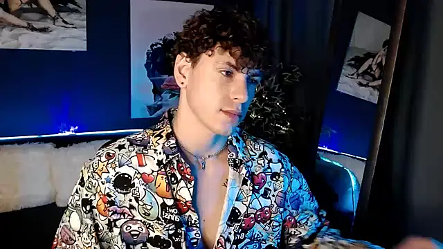 Snapshot of TylerGibson chatting on July 2026 04:28:02 AM TylerGibson online show from July 2026 04:28:02 AM