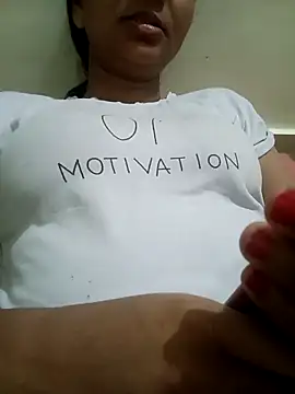 Prajakta123 online show from February 2026 05:32:01 PM