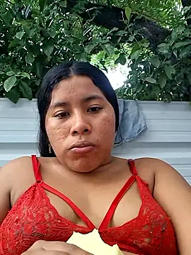 Snapshot of Sweet-Dirty-Storm chatting on April 2026 07:58:01 PM Sweet-Dirty-Storm online show from April 2026 07:58:01 PM