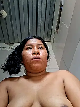 Snapshot of Sweet-Dirty-Storm chatting on May 2026 07:20:02 PM Sweet-Dirty-Storm online show from May 2026 07:20:02 PM