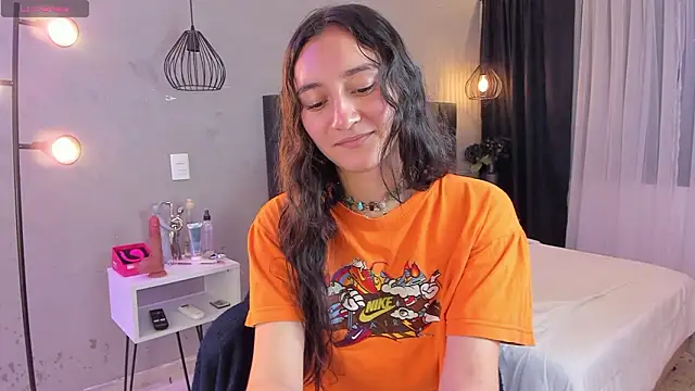 Snapshot of isabella_nowa chatting on February 2026 12:04:02 PM isabella nowa online show from February 2026 12:04:02 PM