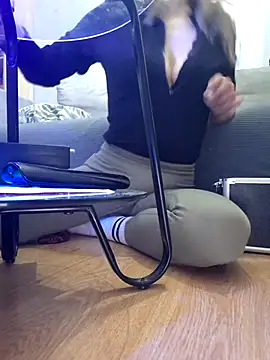 Milifalcon online show from February 2026 03:32:01 AM