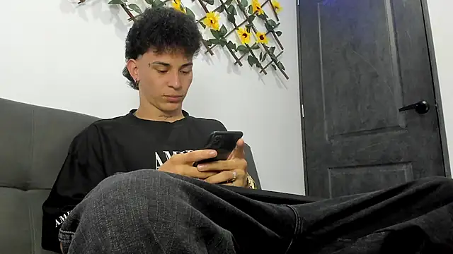 Maxxx bigcockx online show from February 2026 12:22:02 AM