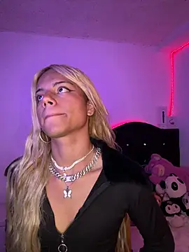 andyy x online show from March 2026 08:17:01 PM