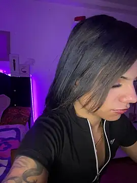 Snapshot of andyy_x chatting on July 2026 05:45:01 AM andyy x online show from July 2026 05:45:01 AM
