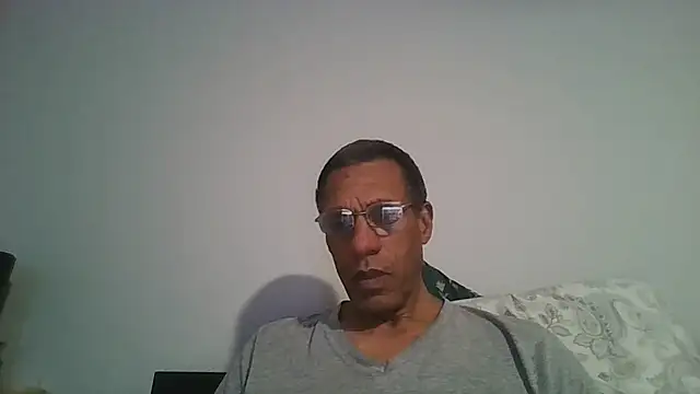 swimmer2496 online show from January 2026 11:41:02 PM