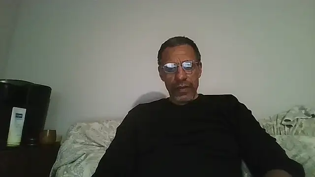 swimmer2496 online show from February 2026 07:51:01 AM