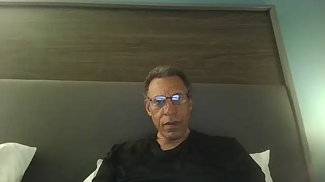 Snapshot of swimmer2496 chatting on May 2026 06:32:03 AM swimmer2496 online show from May 2026 06:32:03 AM