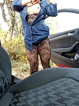 Snapshot of Starletx chatting on March 2026 12:07:01 PM Starletx online show from March 2026 12:07:01 PM