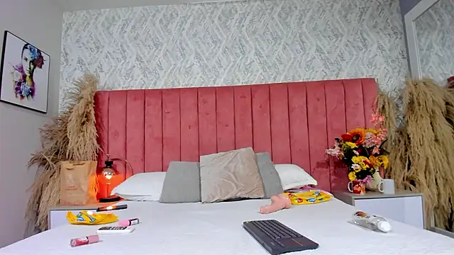 chiarabonds online show from March 2026 05:17:01 PM