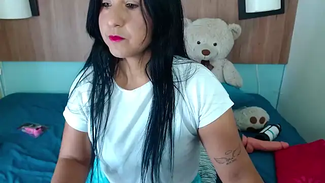 Miia Rosee  online show from February 2026 11:44:02 PM