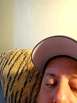 Martin dick78 online show from May 2026 06:01:01 PM