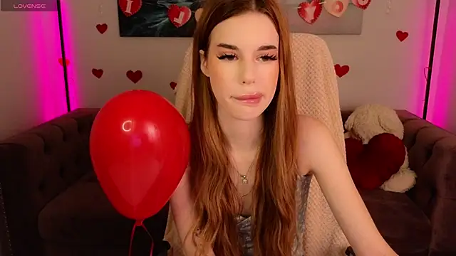 Snapshot of Anna_Lumina chatting on February 2026 09:00:01 PM Anna Lumina online show from February 2026 09:00:01 PM