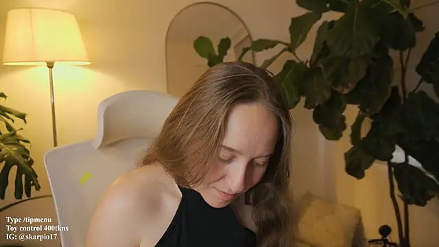 Scarlett NoirMuse online show from February 2026 09:59:02 PM