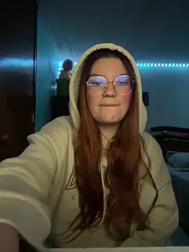 Vixroy7 online show from February 2026 02:10:01 AM