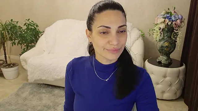 LovelyBeatrice online show from March 2026 07:01:01 AM