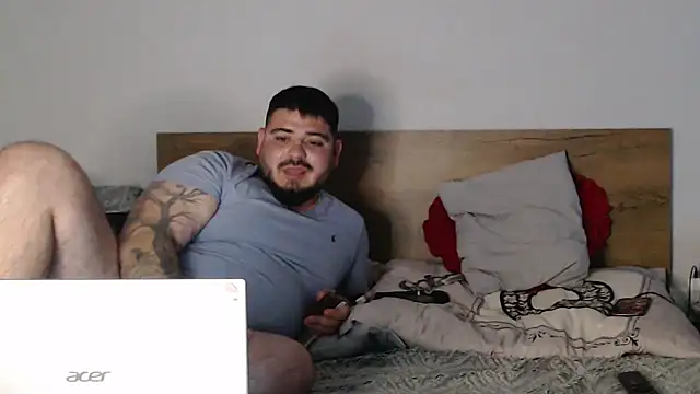 HiddendesireXO01 online show from March 2026 08:16:01 PM