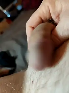 Snapshot of Halunja chatting on March 2026 04:47:01 PM Halunja online show from March 2026 04:47:01 PM