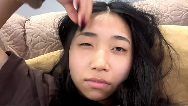 SweetMiaXO online show from March 2026 03:46:01 AM