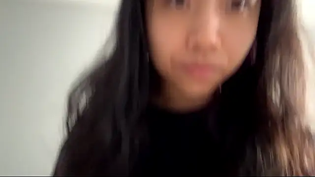 SweetMiaXO online show from March 2026 05:44:01 AM