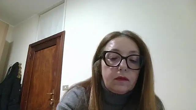 Snapshot of Miasexmilf chatting on February 2026 06:39:01 PM Miasexmilf online show from February 2026 06:39:01 PM