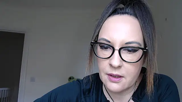 Snapshot of PsychicDominatrix chatting on February 2026 12:17:01 PM PsychicDominatrix online show from February 2026 12:17:01 PM