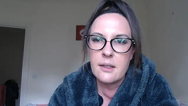 Snapshot of PsychicDominatrix chatting on June 2026 03:55:01 PM PsychicDominatrix online show from June 2026 03:55:01 PM