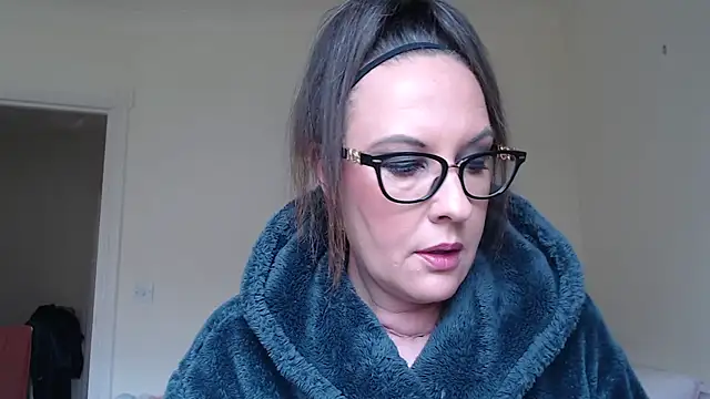 Snapshot of PsychicDominatrix chatting on June 2026 10:02:02 AM PsychicDominatrix online show from June 2026 10:02:02 AM
