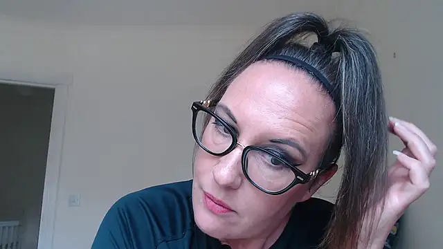 Snapshot of PsychicDominatrix chatting on July 2026 02:36:01 PM PsychicDominatrix online show from July 2026 02:36:01 PM